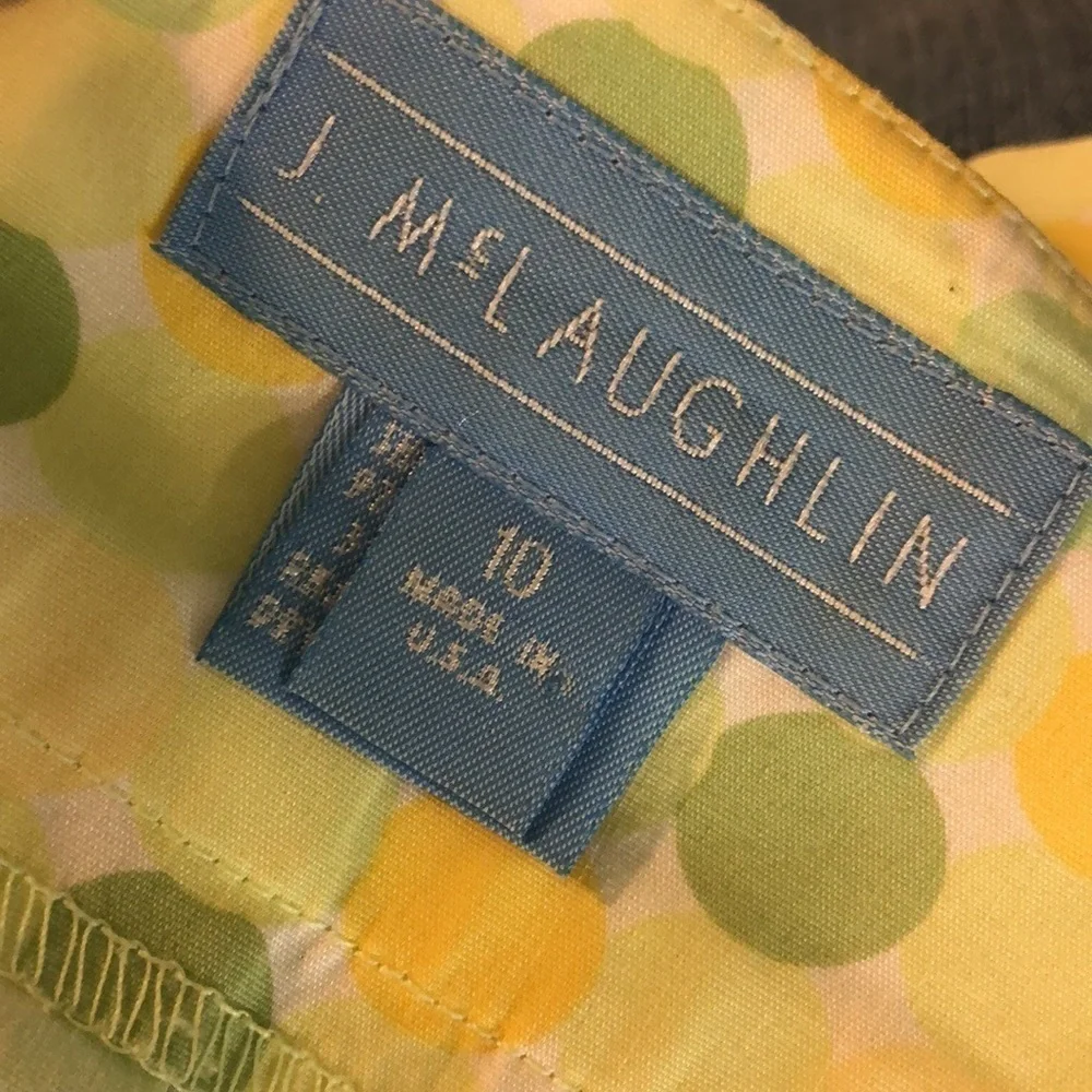 J McLaughlin Skirt Pleats Ribbon Detail  Size 10 Yellow Polka Dots